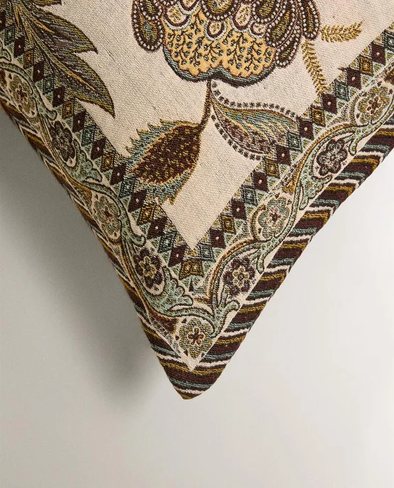 FUNDA COJÍN JACQUARD en Beige - Textiles, Uruguay | Zara Home, vista 3