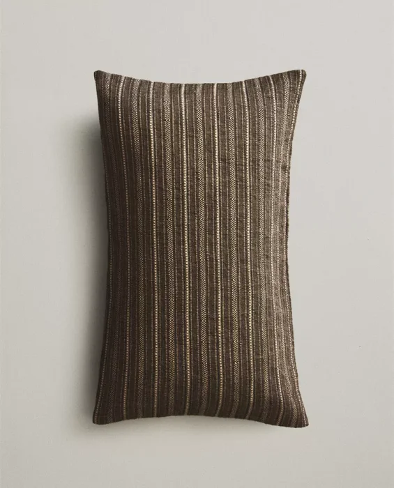 FUNDA COJÍN RAYAS en Marrón - Textiles, Uruguay | Zara Home