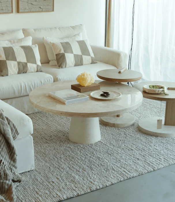 MESA CENTRO CESAR MARMOL en Beige - Mesas de living, Uruguay | Más Infinito Casa