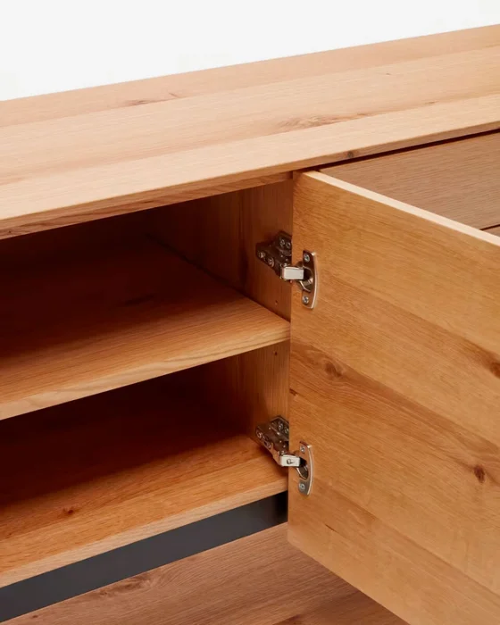 Aparador Alguema - 4 puertas en chapa de roble con acabado natural 200 x 74 cm en Madera natural - Aparadores y recibidores, Uruguay | Kavehome, vista 5