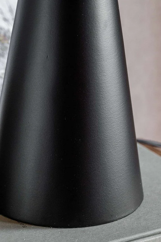 LAMPARA LIPA MATT - BLACK en Negro - Lámparas de mesa, Uruguay | La Iberica, vista 5