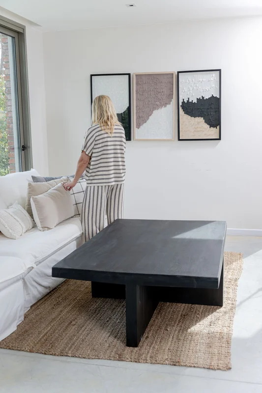 Mesa ratona en teca negra en Negro - Mesas de living, Uruguay | Entrecasa, vista 3