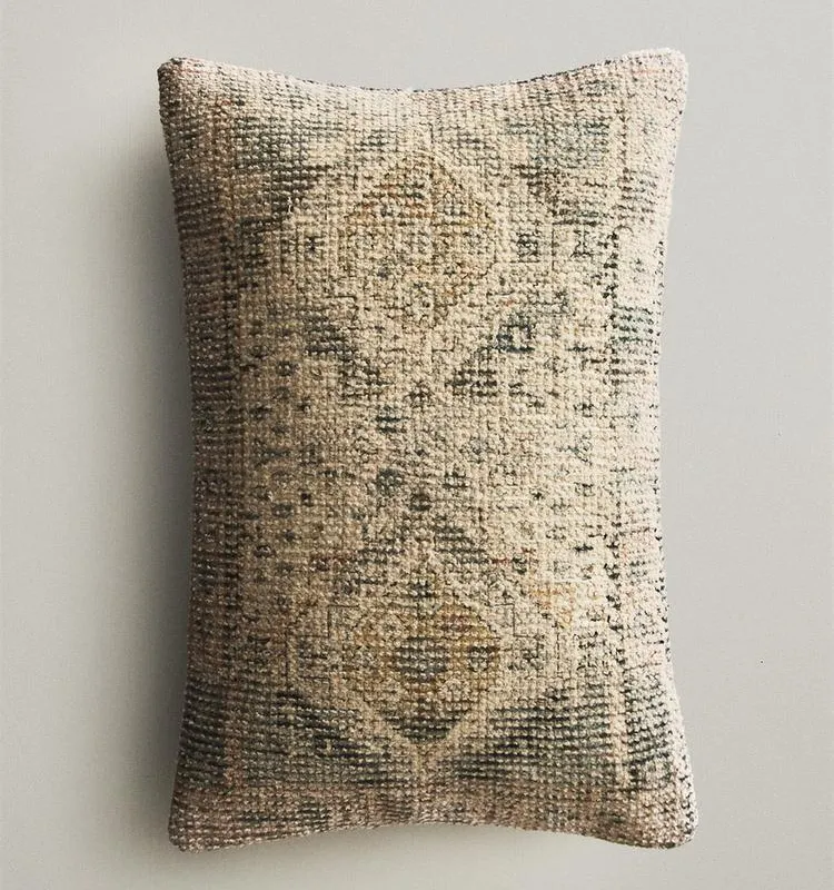 FUNDA COJÍN EFECTO VINTAGE - Textiles, Uruguay | Zara Home