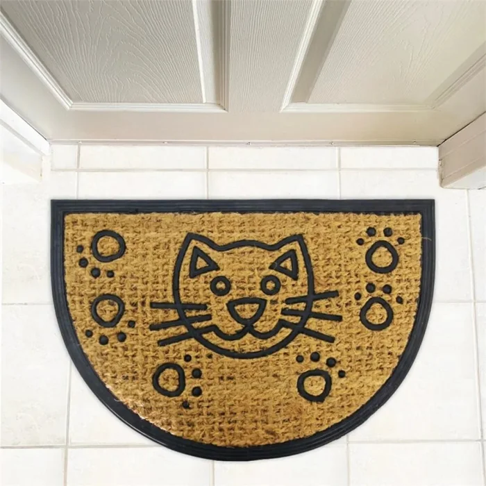 FELPUDO COCO/GOMA SEMICIRCULO 40x60CM H.1CM GATO en Marrón - Textiles, Uruguay | Decohogar, vista 3
