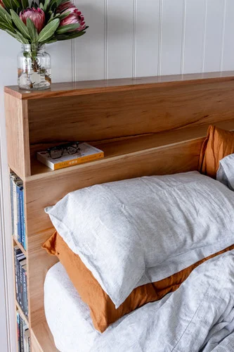 Cama Ágata Con Cajones en Madera natural - Mesas de luz, Uruguay | Decoquadra, vista 6