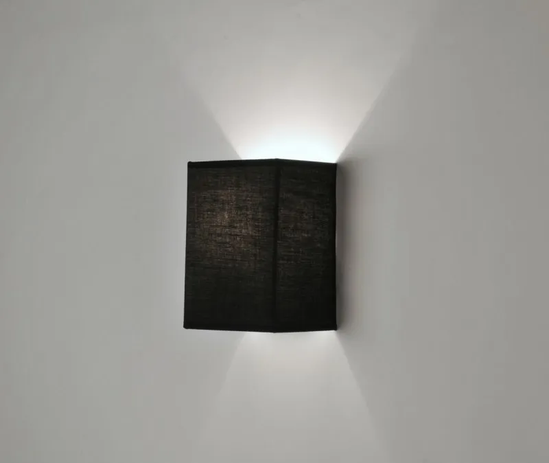 Aplique simple negro en Negro - Iluminación, Uruguay | La Perla