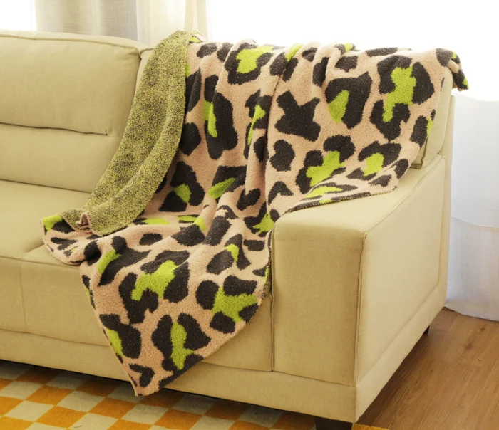manta animal print en Multicolor - Textiles, Uruguay | Proyecto Forma
