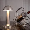 Lámpara de Mesa Samoa Portátil Recargable Chrome en Plateado - Lámparas de mesa, Uruguay | Unilux, vista 2 de 6