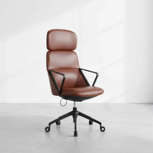 Silla Gerencial De Cuero Cuero Marron 3003-1 en Marrón - Escritorios y sillas de escritorio, Uruguay | Divino