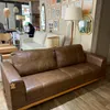 Sofá de Cuero Montreal 3 Cuerpos - Caramelo - Sillones y sofás, Uruguay | Berna home, vista 5 de 5