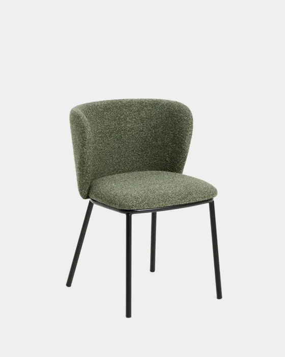 Silla Ciselia chenilla gruesa verde oscuro y patas de acero acabado negro en Verde - Sillas, Uruguay | Kavehome