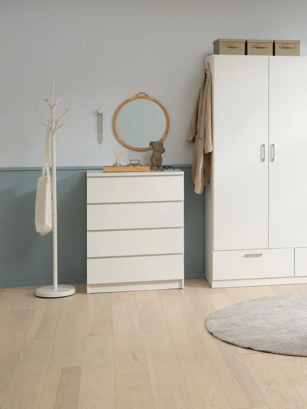 Cómoda LIMFJORDEN 4 cajones blanco en Blanco - Cómodas, Uruguay | JYSK, vista 3