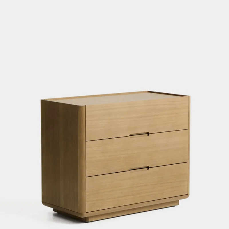 Cómoda Arelida de chapa y madera maciza de roble acabado marrón claro 100 x 80 cm en Marrón - Cómodas, Uruguay | Kavehome