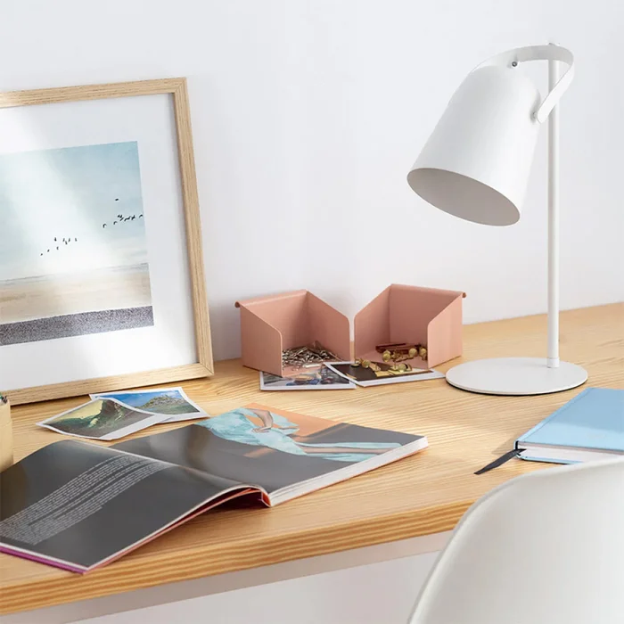 Lámpara de Mesa Broadway Blanco en Blanco - Lámparas de mesa, Uruguay | Serlux, vista 4