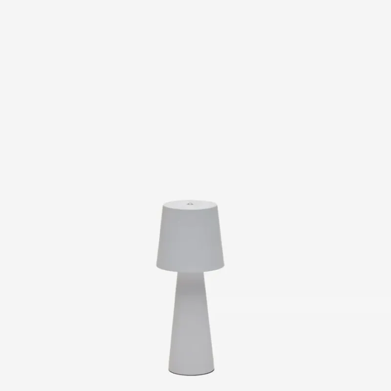Lámpara de mesa pequeña de exterior Arenys de metal con acabado pintado gris en Gris - Muebles para el exterior, Uruguay | Kavehome