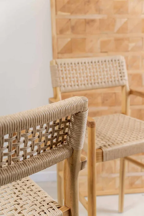 Banqueta en teca y fibra loom en Beige - Butacas, banquetas y puffs, Uruguay | Entrecasa, vista 4