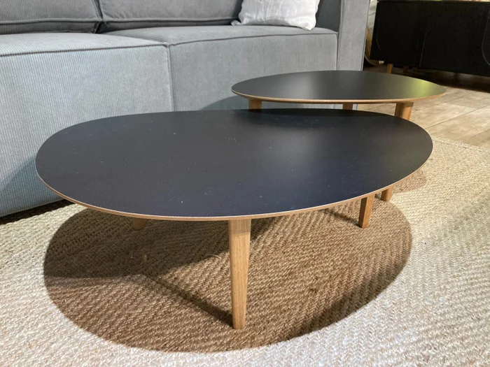 Conjunto Mesa de Centro Capri – Negro en Madera natural - Mesas de living, Uruguay | Berna Home, vista 5