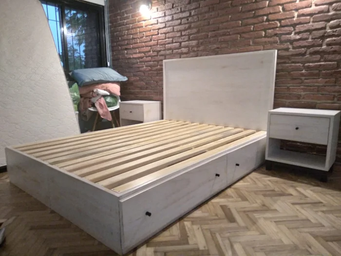 Cama Melania en Madera natural - Dormitorio, Uruguay | Tree House Deco, vista 4
