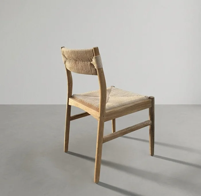 Silla en madera teca y fibra en Madera natural - Sillas, Uruguay | Entrecasa