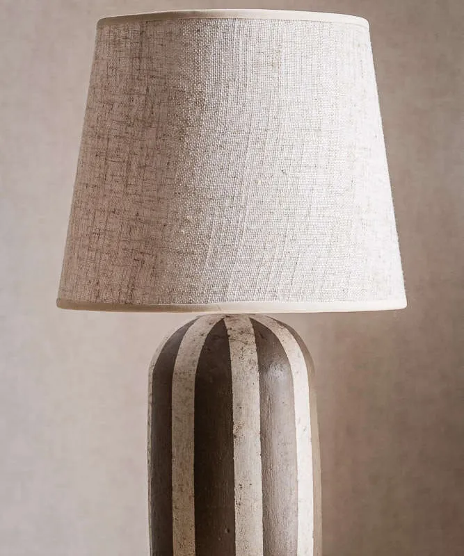 LAMPARA CEMENTO -CERAMICA RAYAS en Multicolor - Lámparas de mesa, Uruguay | La Iberica