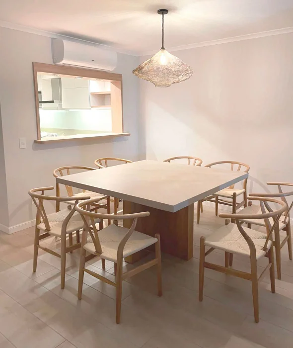 Mesa de comedor CASPIO en Gris - Mesas de comedor, Uruguay | Mezcla, vista 2