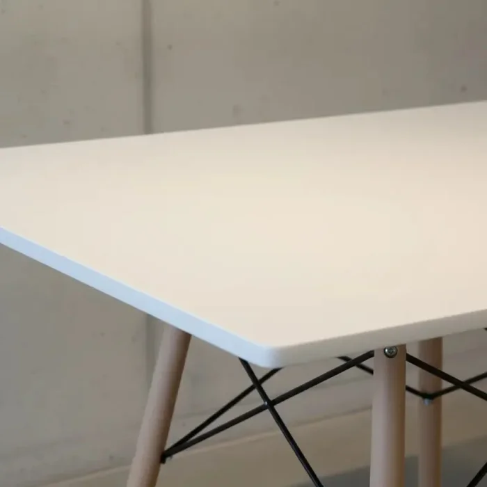 Mesa Cuadrada Modelo Eames - Color Blanca en Blanco - Mesas de comedor, Uruguay | Champagne Home, vista 3