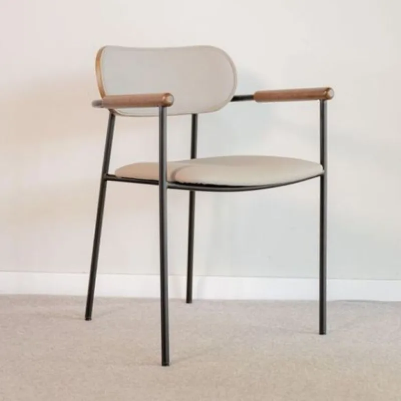 Silla Francesca / Beige en Gris - Sillas, Uruguay | Fábrica Italiana