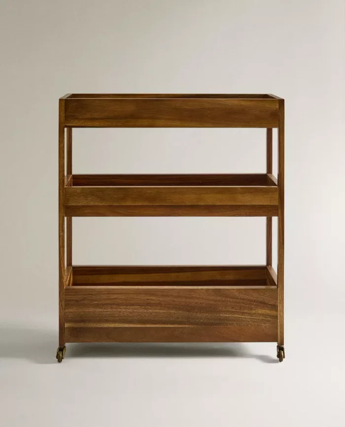 MUEBLE ALMACENAJE ALARGADO en Madera natural - Aparadores y recibidores, Uruguay | Zara Home, vista 2