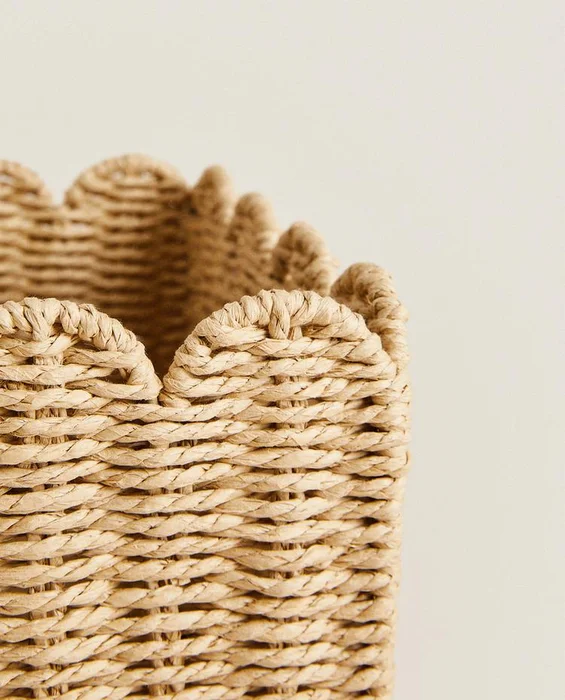 CESTA ONDAS PEQUEÑA en Beige - Canastos, Uruguay | Zara Home, vista 7