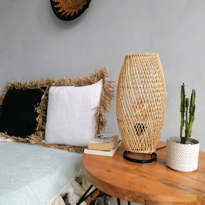 LÁMPARA MESA RANONG en Madera natural - Lámparas de mesa, Uruguay | HomeTouch, vista 2