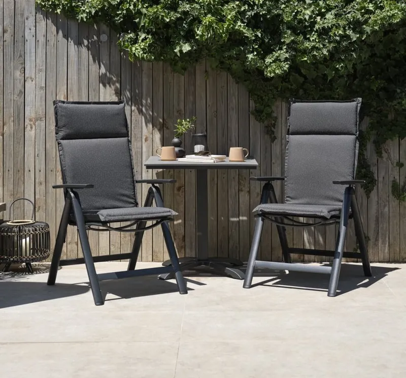 Sillón reclinable LOMMA negro en Negro - Muebles para el exterior, Uruguay | JYSK