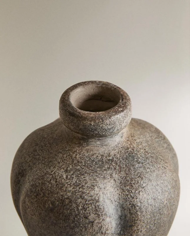 JARRÓN TERRACOTA UNIFORME en Terracota - Jarrones, Uruguay | Zara Home, vista 4