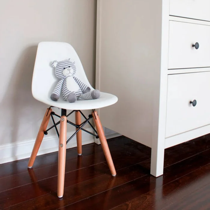 Silla DKR Base - En Madera - Infantil - Blanco en Blanco - Sillas, Uruguay | Rústico Hogar, vista 2