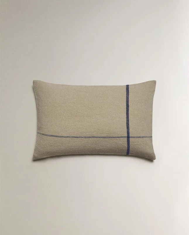 FUNDA COJÍN LÍNEA CONTRASTE en Beige - Textiles, Uruguay | Zara Home, vista 5
