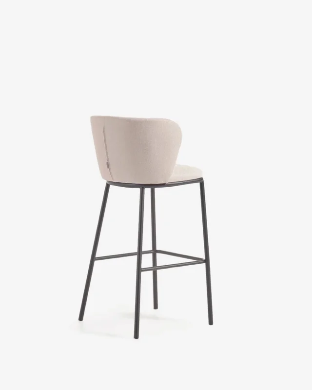 Taburete Ciselia de chenilla - beige y acero negro altura 75 cm en Beige - Butacas, banquetas y puffs, Uruguay | Kavehome, vista 7