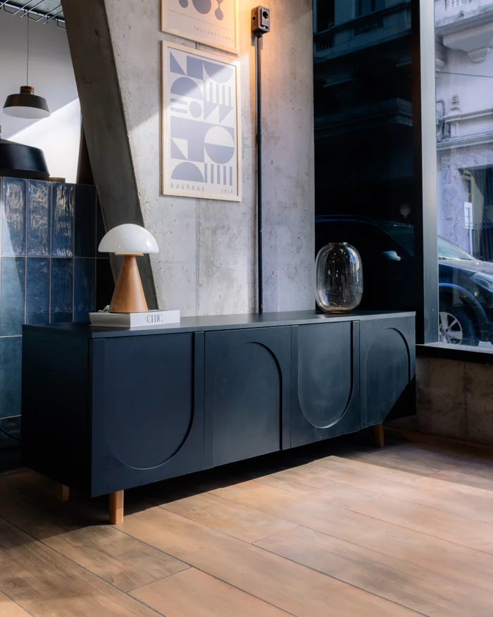 Rack Arco 160 cm - Negro en Madera natural - Muebles para TV, Uruguay | Berna home, vista 2