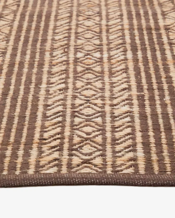 Alfombra Sinta de yute jacqard marrón 200 x 300 cm en Marrón - Alfombras, Uruguay | Kavehome, vista 2