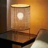 Lámpara de mesa Borneo chica en Madera natural - Lámparas de mesa, Uruguay | Alta Gracia Deco, vista 6 de 8