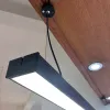 Luminaria lineal suspendida Cubic 120cm en Negro - Lámparas colgantes, Uruguay | Alta Gracia Deco, vista 3 de 4