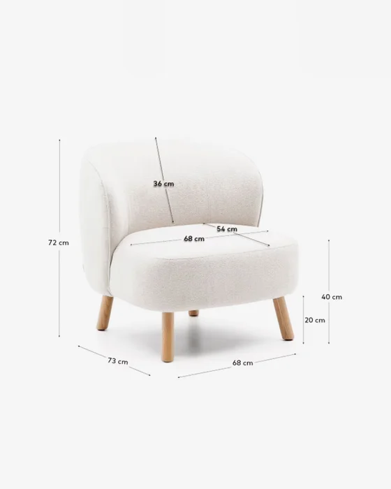 Butaca Ulit de chenilla - beige y patas de madera maciza haya acabado natural en Rojo - Butacas, banquetas y puffs, Uruguay | Kavehome, vista 10