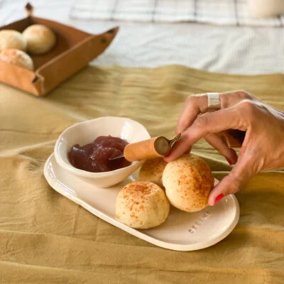 Set Plato oval, Bowl y Cuchillo Untador en Blanco - Decoración, Uruguay | Dreams On Time, vista 3