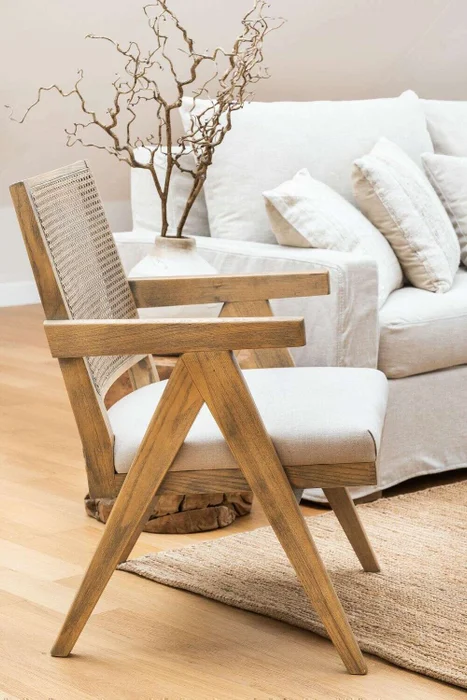 BUTACA MODERNA CON ESTERILLA en Madera natural - Butacas, banquetas y puffs, Uruguay | La Iberica