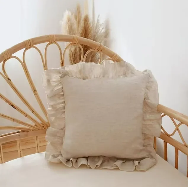 almohadón august en Rosa - Textiles, Uruguay | Proyecto Forma, vista 3