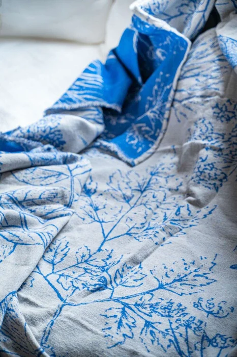MANTA AUSTRIACA ALBA BLUE - 2.00 X 1.40 MTS en Azul - Textiles, Uruguay | La Iberica, vista 2