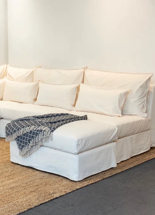 Sofá Esquinero Verona en Madera natural - Sillones y sofás, Uruguay | Marvic