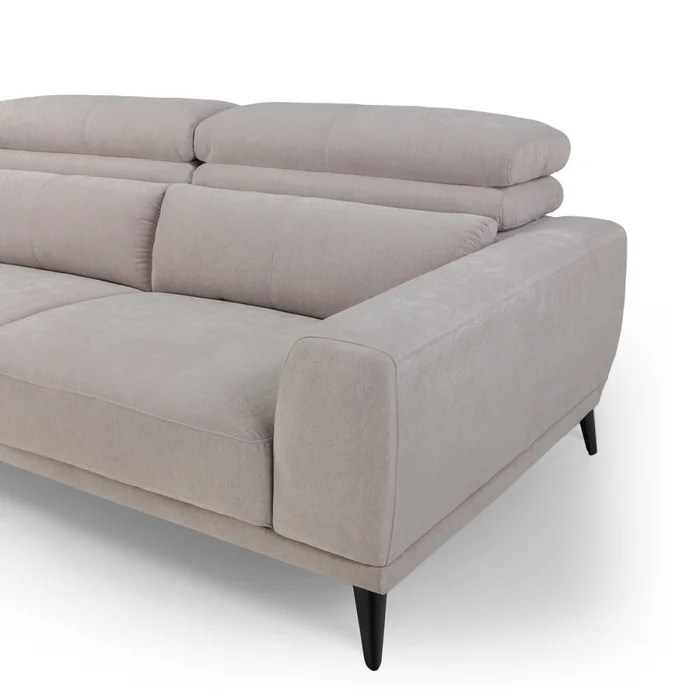 Sofá Keisy - Tela Microfibra - 3 cuerpos - Nikki 6 (Greige) en Gris - Sillones y sofás, Uruguay | NYR, vista 3
