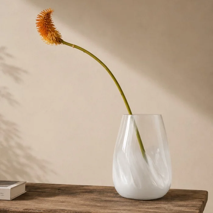 Jarrón De Vidrio Jade en Blanco - Decoración, Uruguay | Aihaus