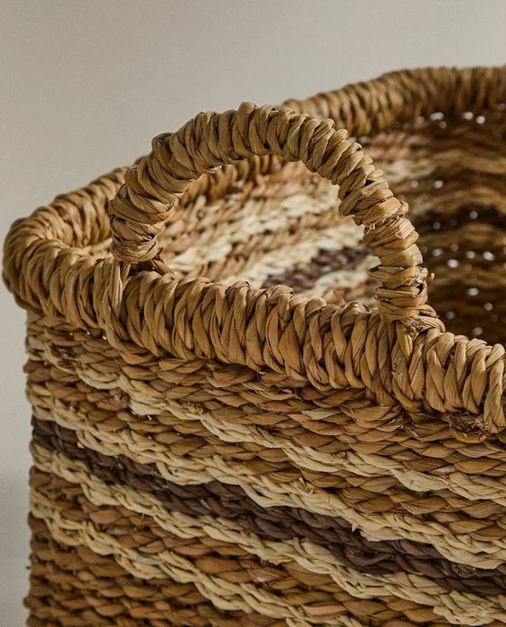 CESTA RECTANGULAR FRANJAS en Marrón - Canastos, Uruguay | Zara Home, vista 3