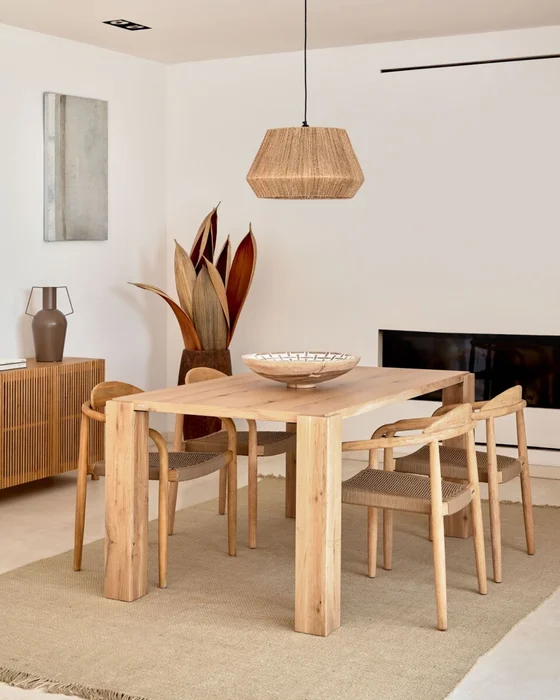 Mesa Deyanira de chapa de roble y patas de madera maciza de roble 160 x 90 cm en Madera natural - Mesas de comedor, Uruguay | Kavehome, vista 2