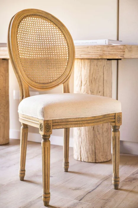 SILLA OVALO CON ESTERILLA - CLARA en Madera natural - Sillas, Uruguay | La Iberica